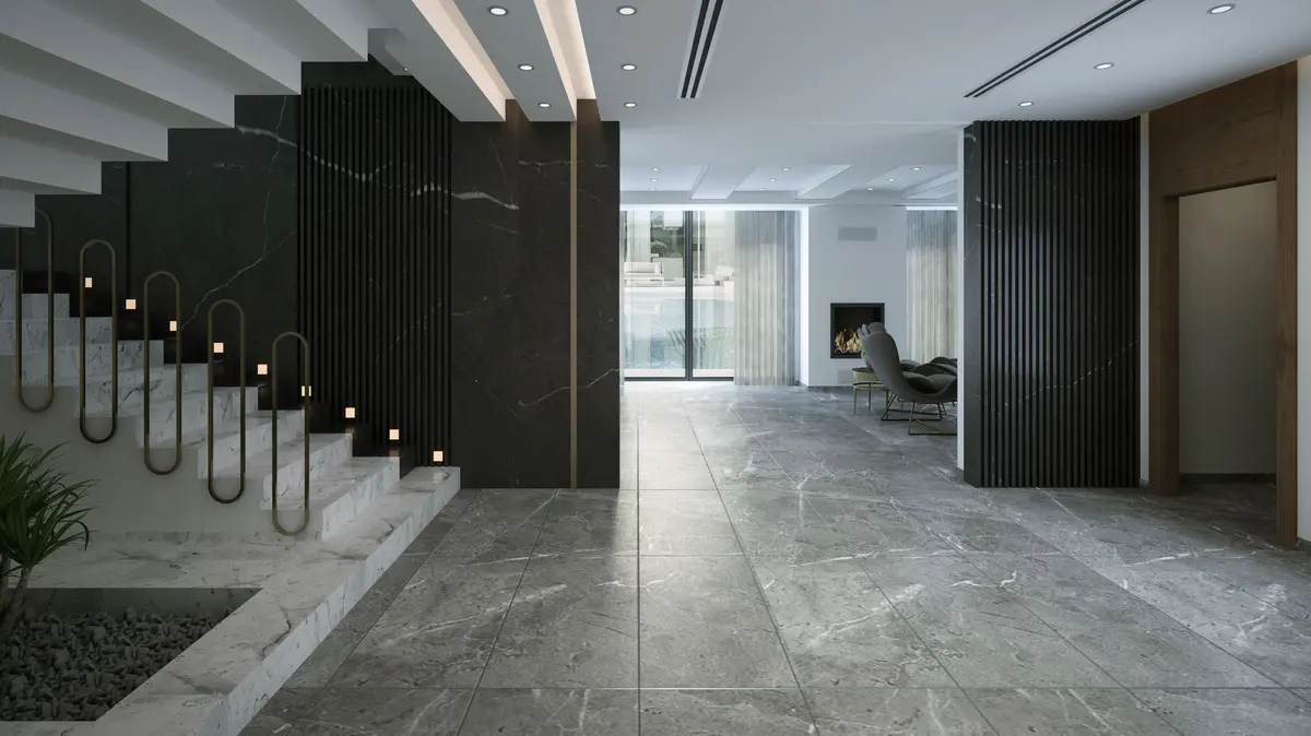 Spacious tile flooring